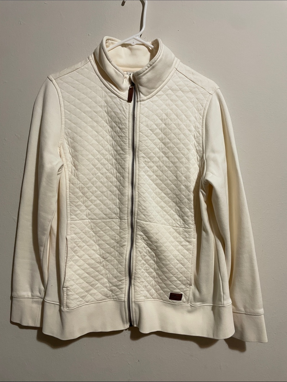 L.L. Bean Cream Quilted Zip-Up. Size large.